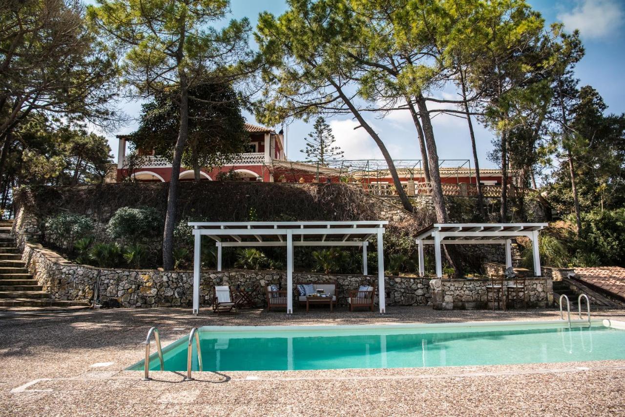 Azzuro Beach House - On The Beach & Private Pool, By Zantewize Vasilikos  Exterior photo