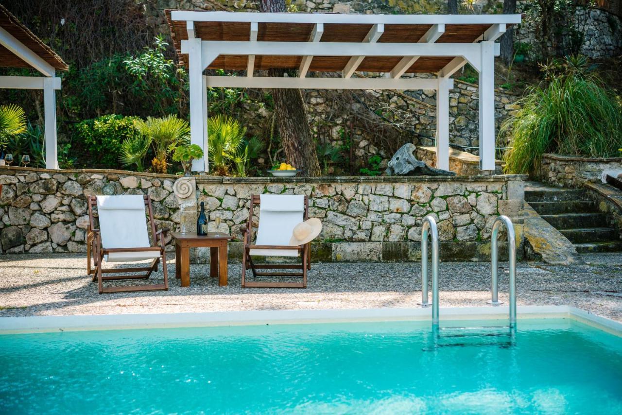 Azzuro Beach House - On The Beach & Private Pool, By Zantewize Vasilikos  Exterior photo